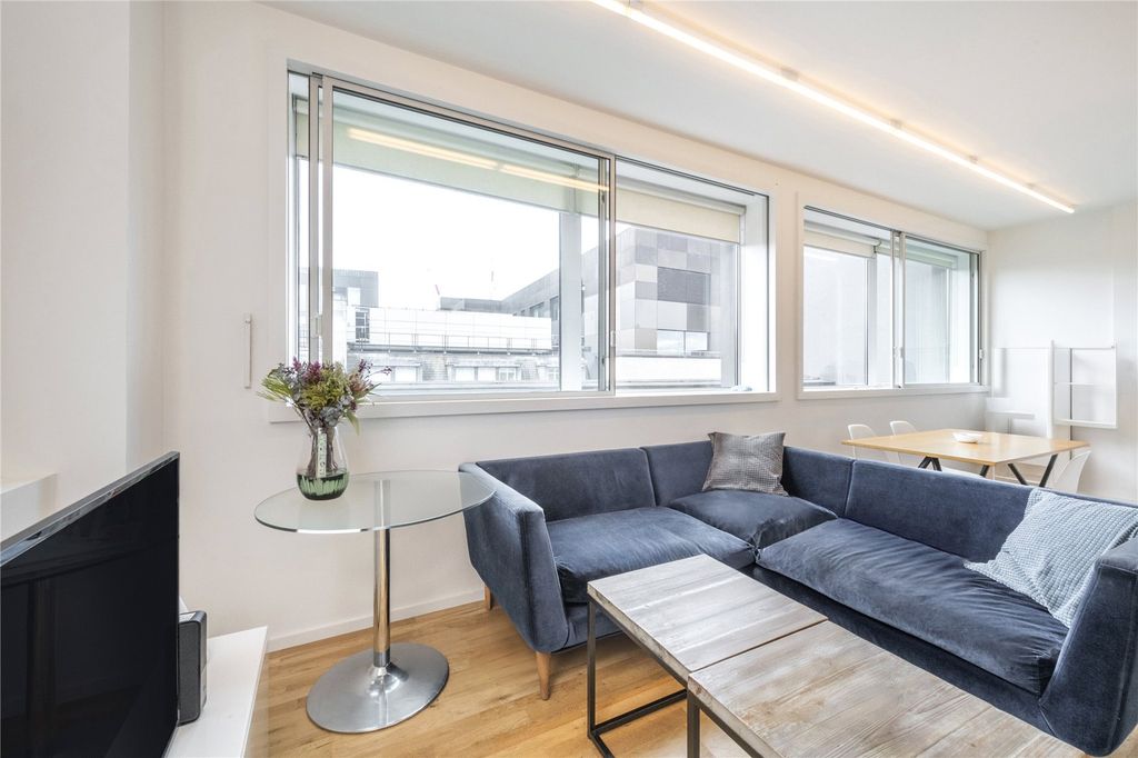 Property photo 2 of 10 Picture No. 08