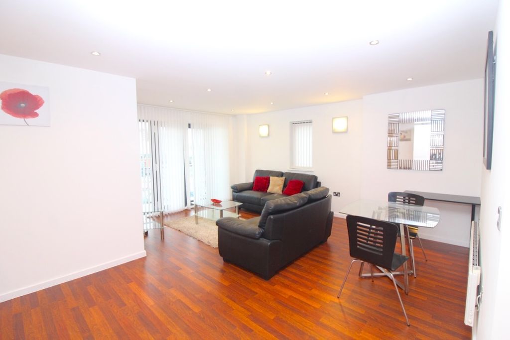 Property photo 2 of 11