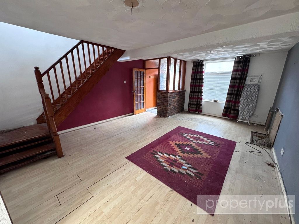 Property photo 3 of 10 Picture No. 05