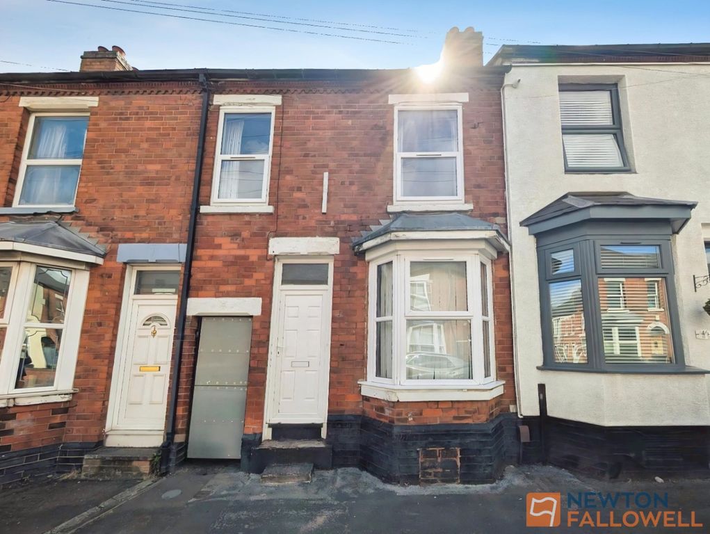 Property photo 1 of 12