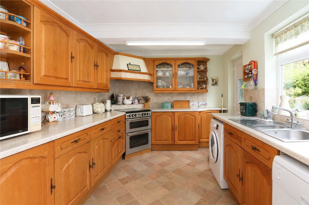 Property photo 3 of 15 Picture No. 06