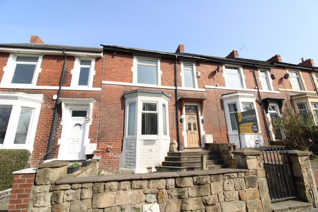 Property photo 1 of 30 Front (Exterior)