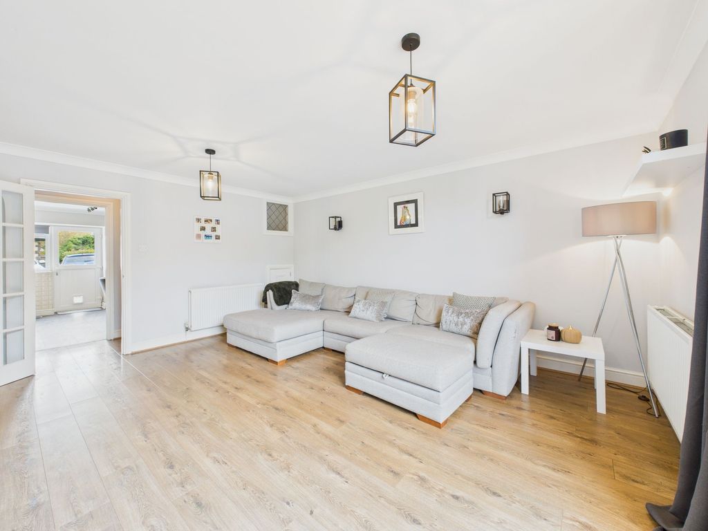 Property photo 3 of 24