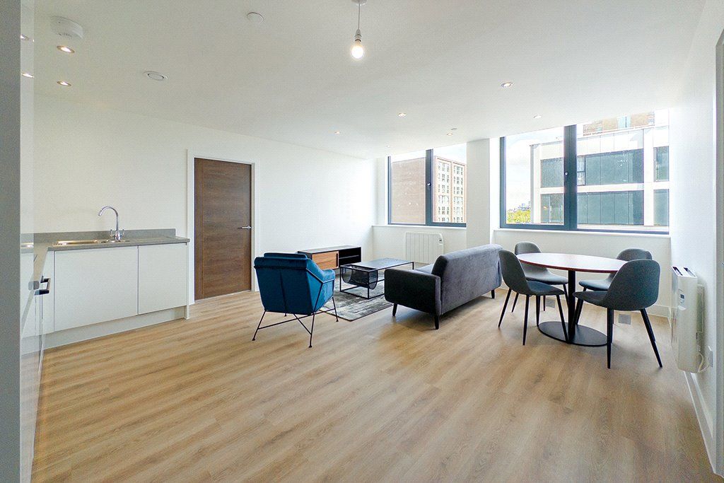 Property photo 3 of 11 Picture No. 01