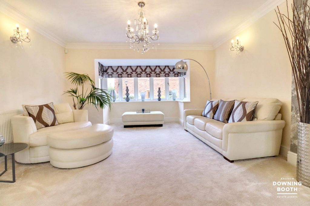Additional image 8 of 5 bed detached house for saleClayton Drive, Lichfield WS13