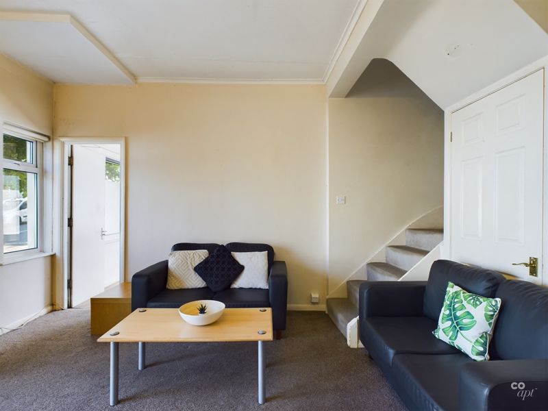 Property photo 1 of 12 Living Room