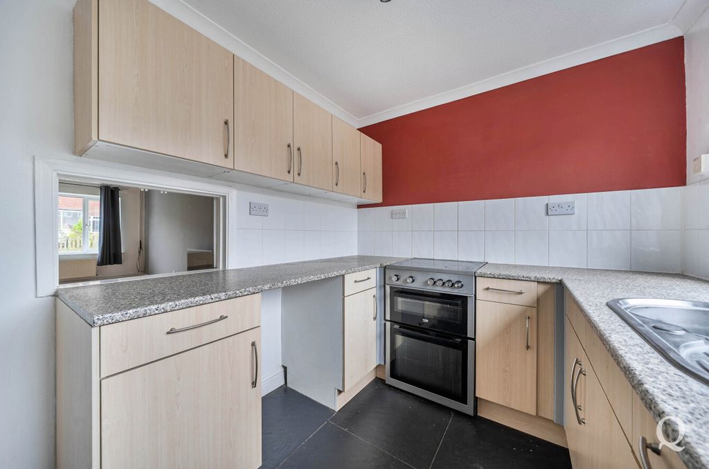 Property photo 2 of 24 Acfb508d-Fdc2-415...