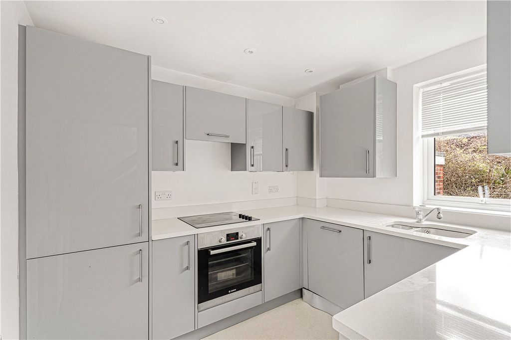 Property photo 2 of 10 Picture No. 02