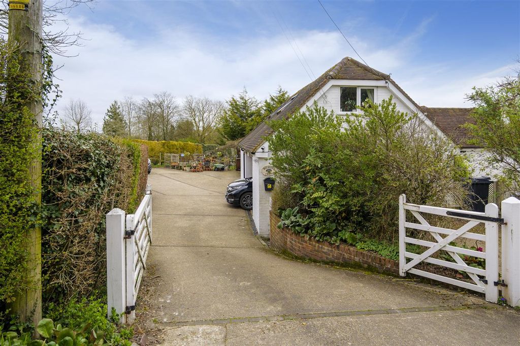 Property photo 3 of 29