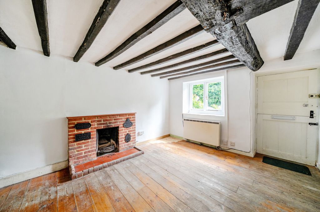 Property photo 3 of 16 1300755-15-6836dc...