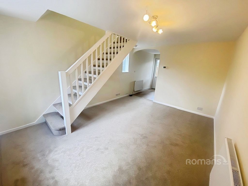 Property photo 2 of 8 Pbox-Img.Jpeg