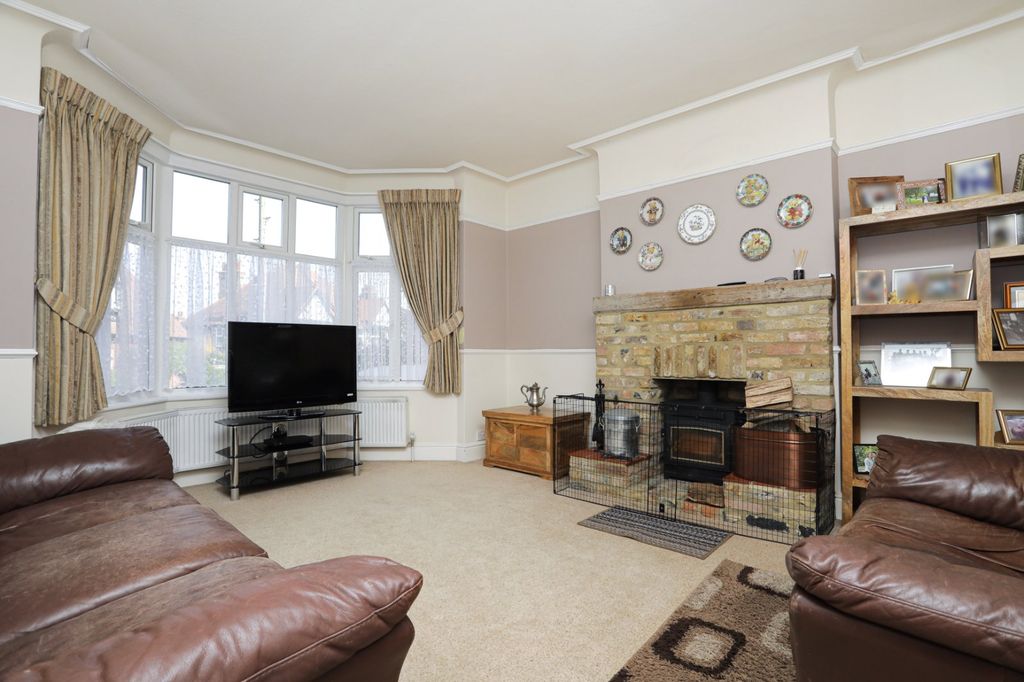 Property photo 2 of 18 Picture 2