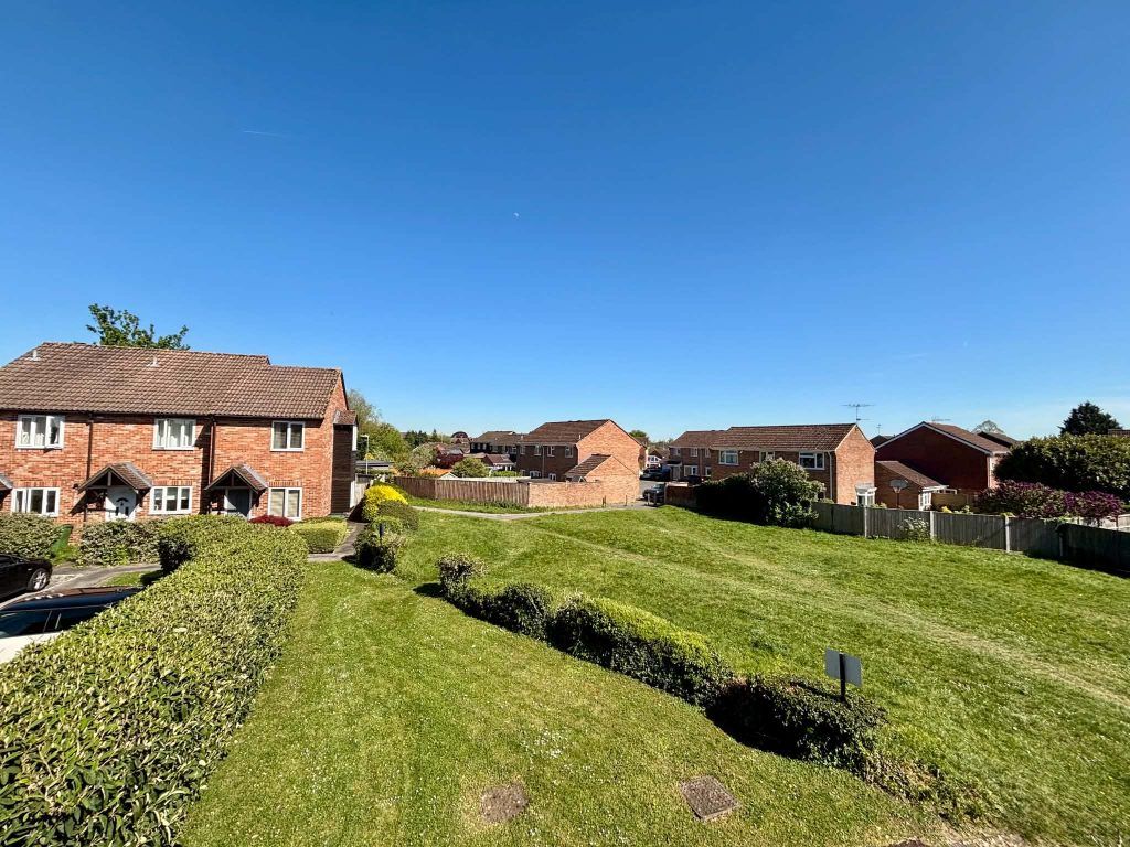 Property photo 2 of 12