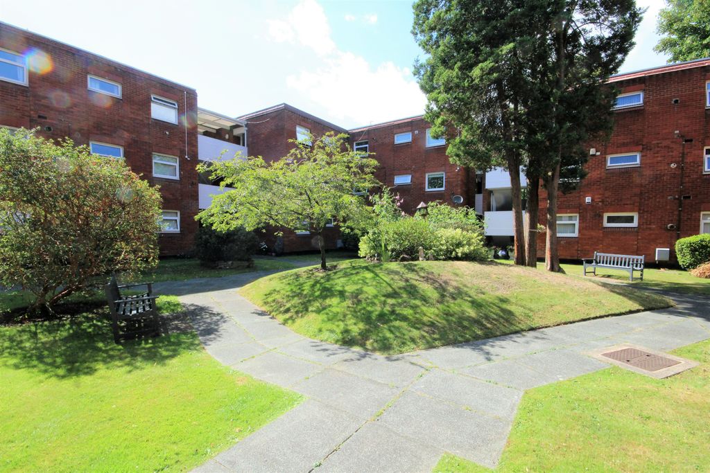 1 bed flat for sale Clubmoor