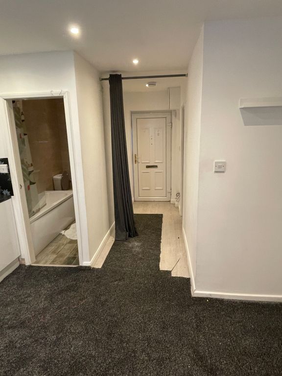 Property photo 3 of 4