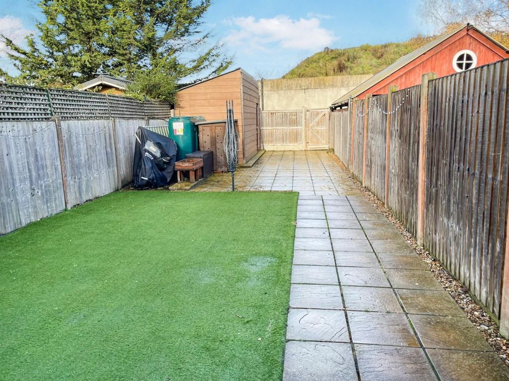 Property photo 2 of 30 Tlc_79753677-c85c-400B-Bf48-F9Ade59078B8_2626c86.J