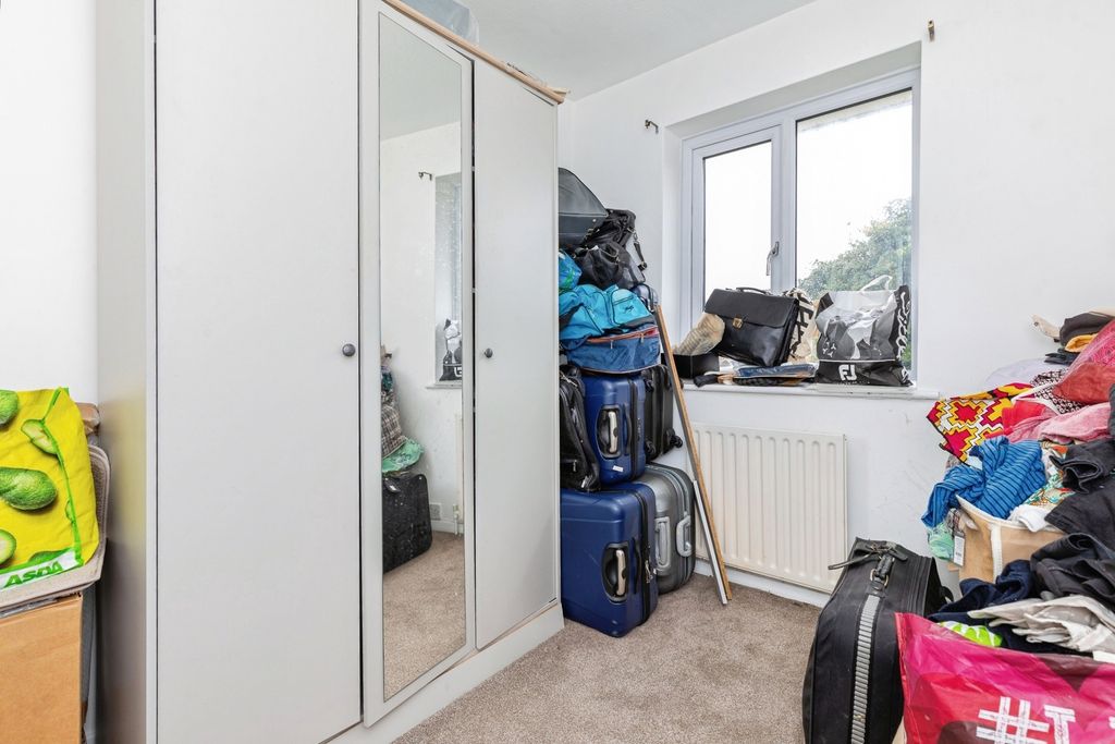 Property photo 3 of 6 Pbox-Img.Jpg