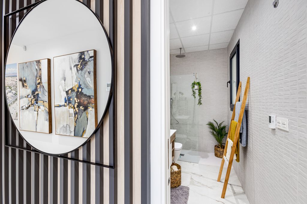 Property photo 2 of 30