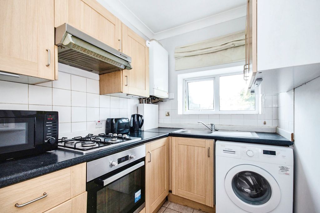 Property photo 2 of 15