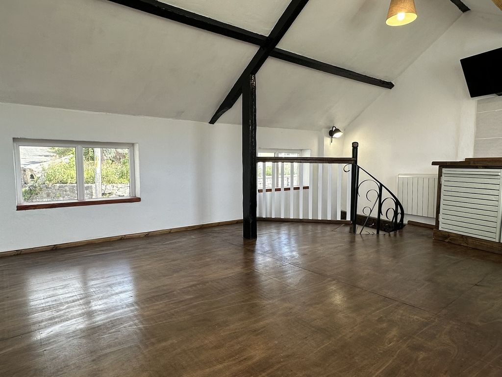 Property photo 3 of 13 Not Specified