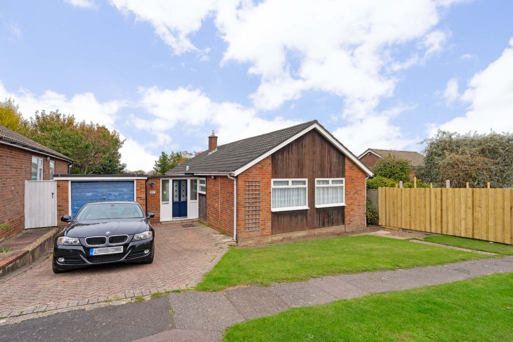 Property photo 2 of 13 Front