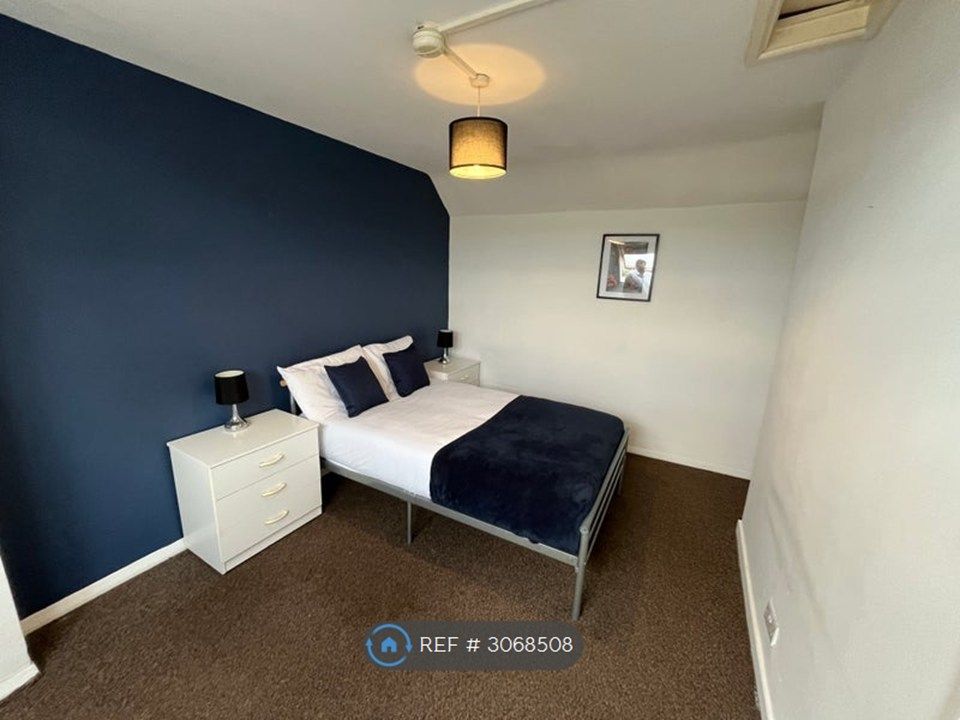 Property photo 2 of 3