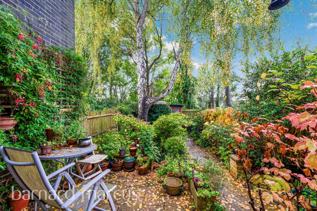 Property photo 2 of 8 Image