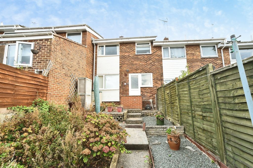 Property photo 3 of 17