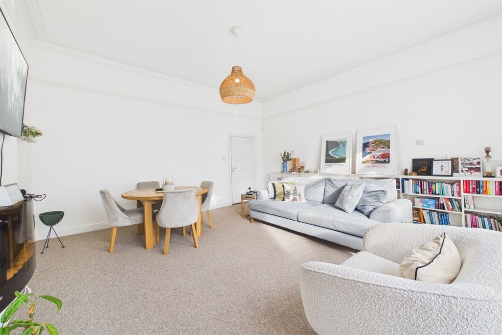 Property photo 2 of 14 Living Room