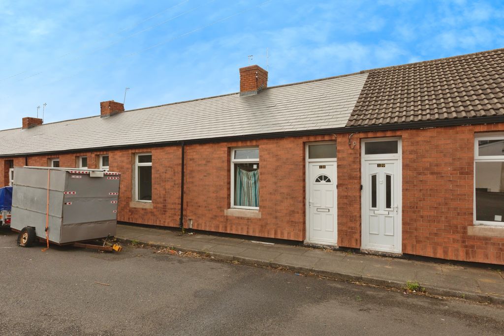 Property photo 1 of 14