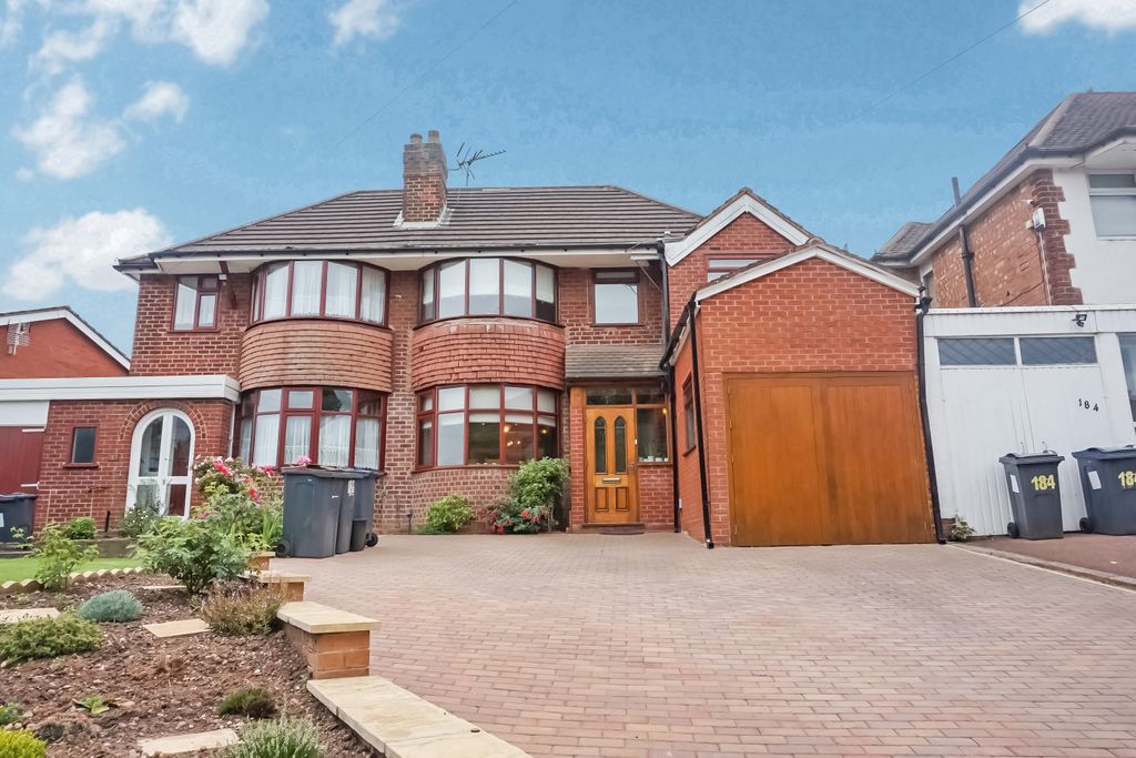 Property photo 1 of 23