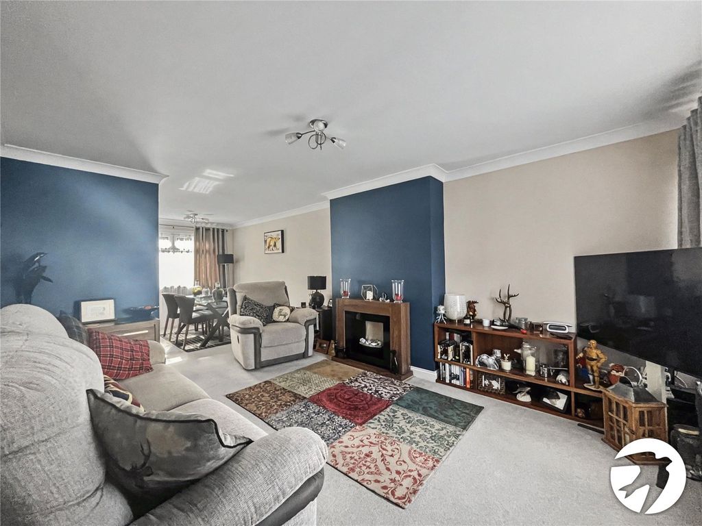 Property photo 2 of 13 Picture No. 15