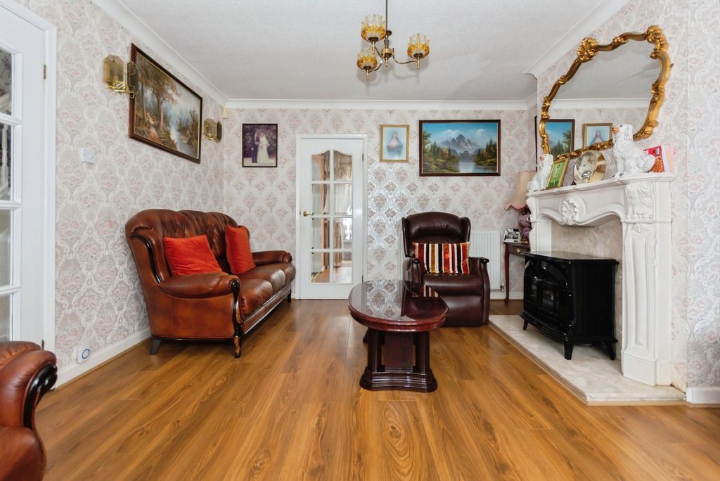 Property photo 3 of 17 Living Room 2