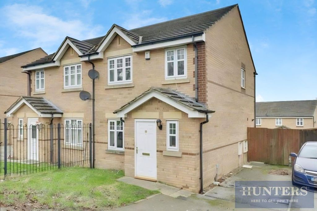 Property photo 1 of 12 d1c99Fb6-7095_LHR150238_L_Img_00_0000_Max_656x437.