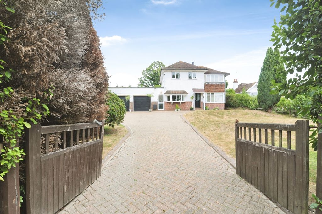 Property photo 1 of 19 Front &amp; Drive
