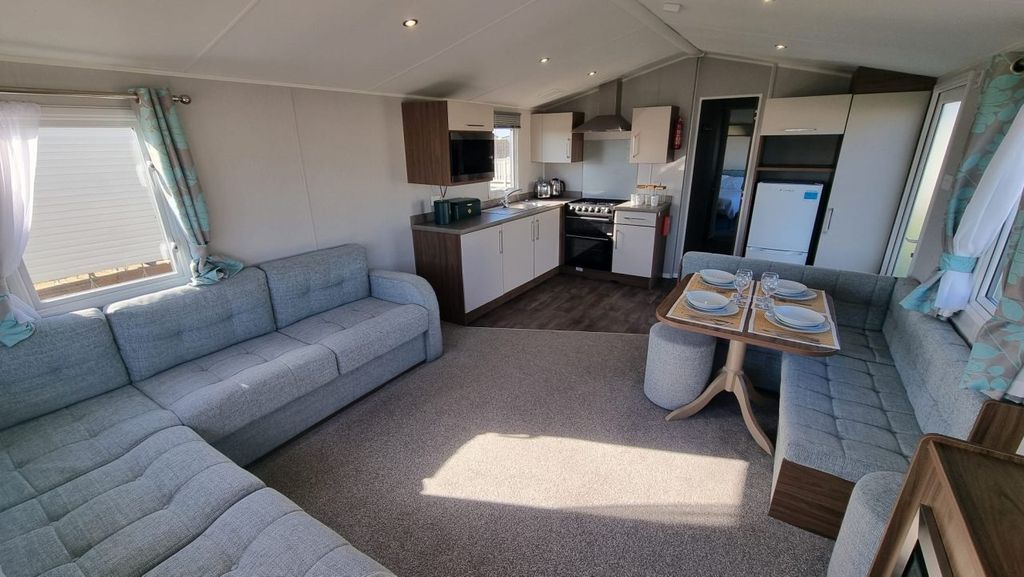 Property photo 2 of 3 Willerby Seasons 2021 Seal Bay Resort 1.Jpeg