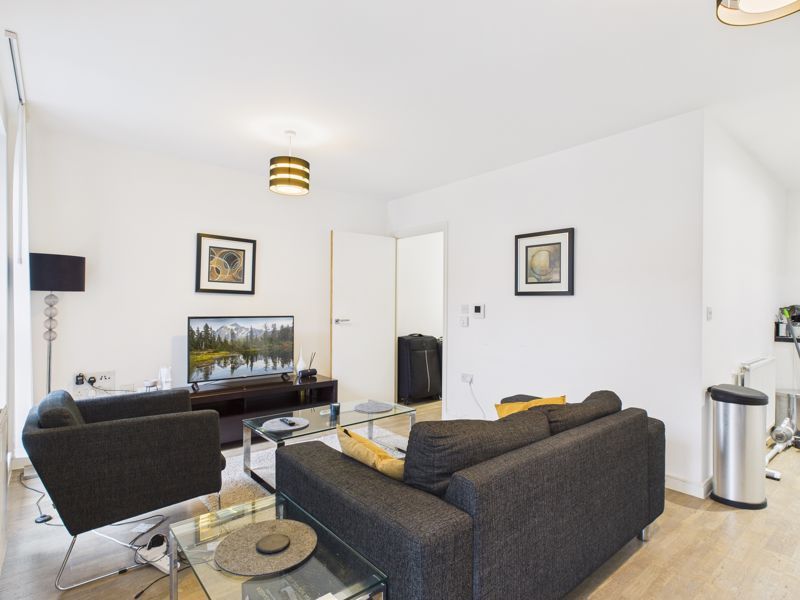 Property photo 2 of 9 Photo 11