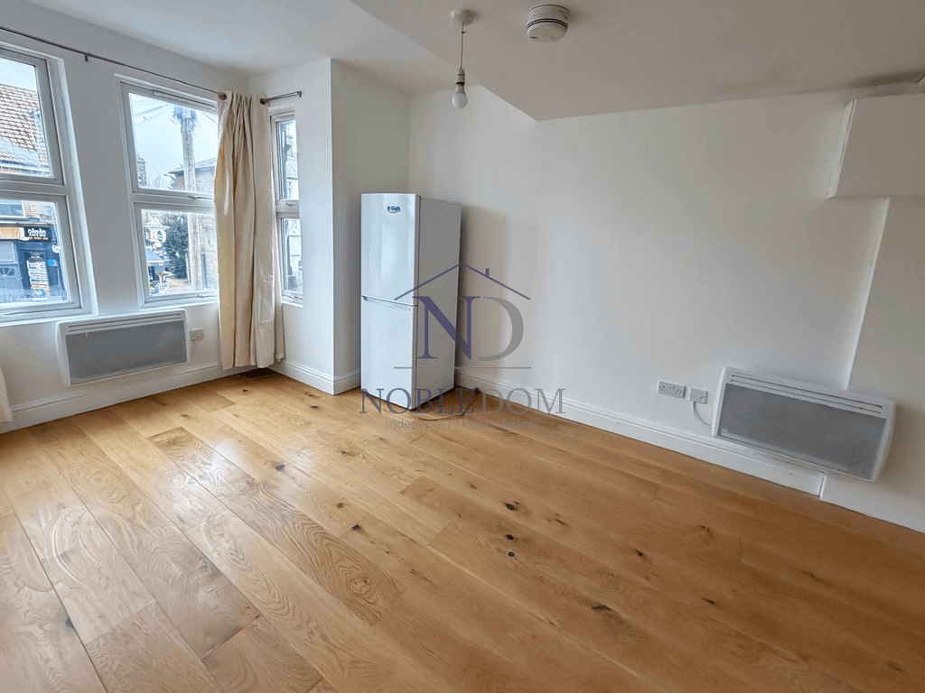 Property photo 3 of 4 Gallery