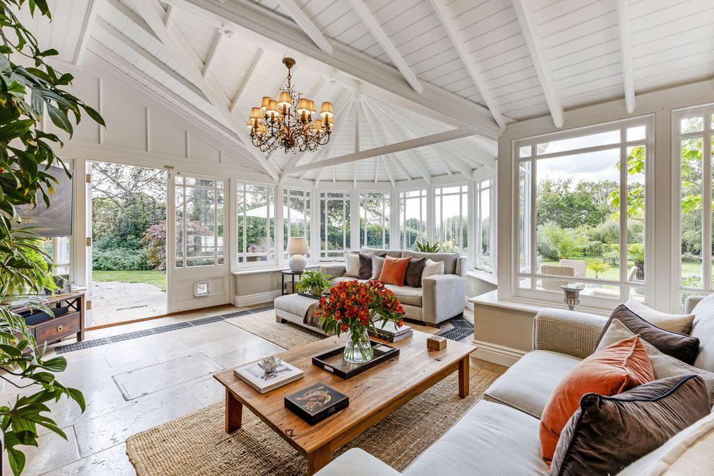 Property photo 3 of 51 Orangery 1