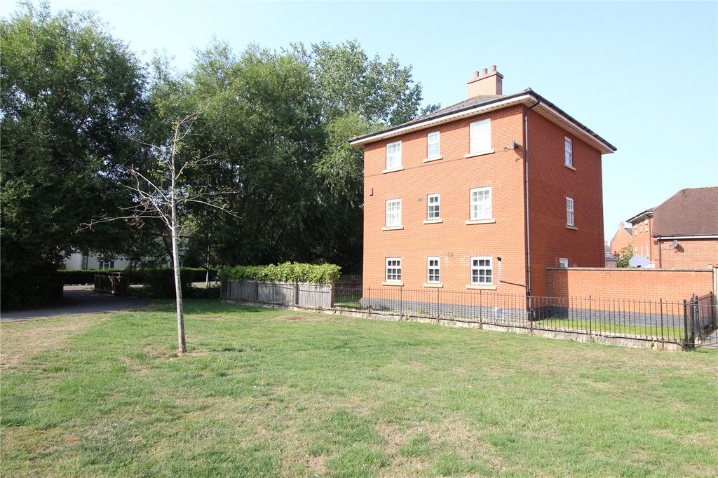 Property photo 2 of 30 Picture No. 34