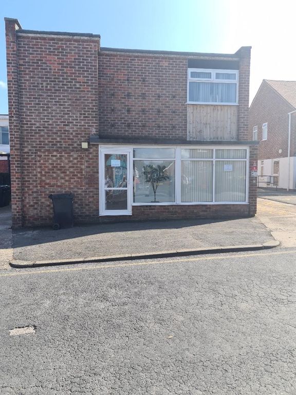 Property photo 1 of 9 Photo 5