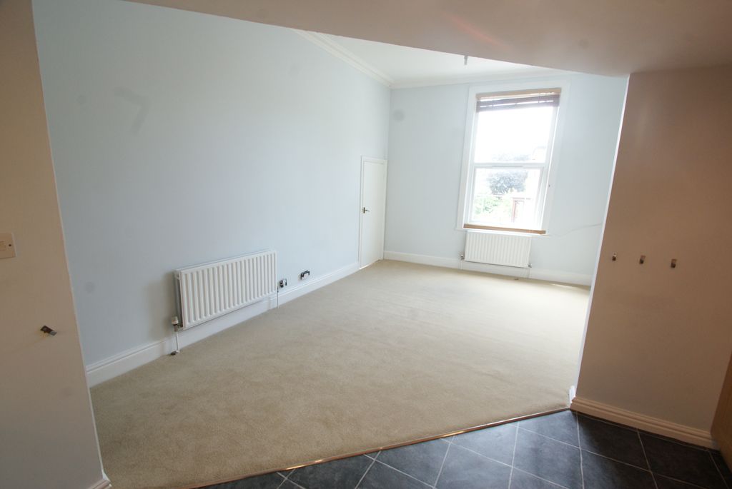 Property photo 3 of 6 Dsc04318.Jpg