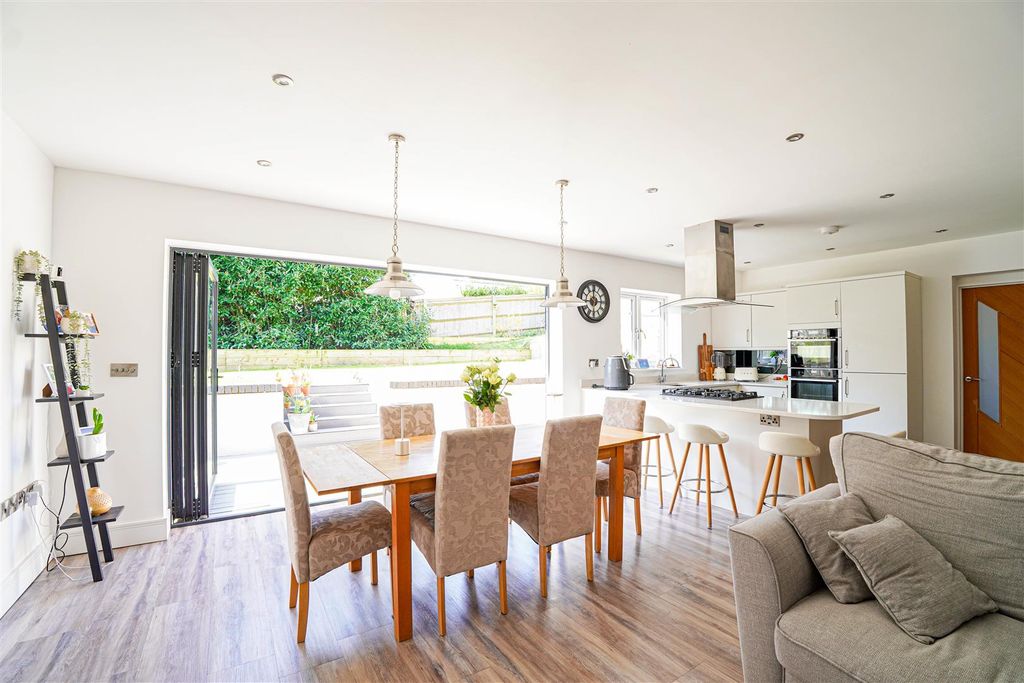 Property photo 2 of 49 Dsc03267.Jpg