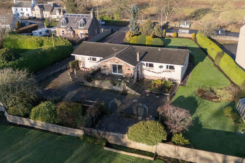 Property photo 1 of 23