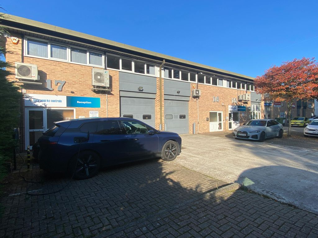 Property photo 3 of 13 Web Img_8584.Jpg