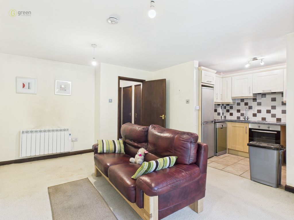 Property photo 2 of 11
