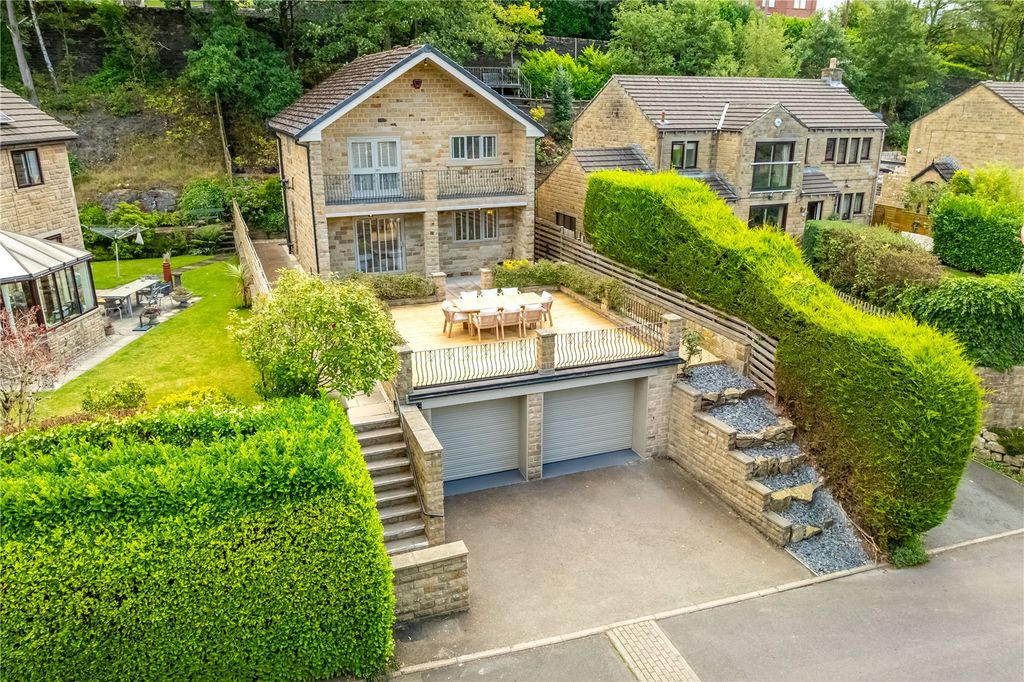 Additional image 6 of 3 bed detached house for saleSummervale, Holmfirth HD9