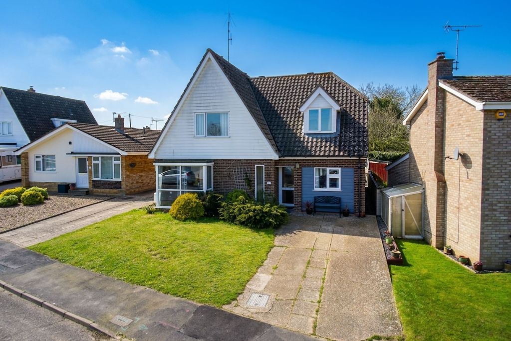 Property photo 1 of 27