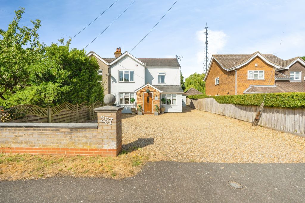 Property photo 1 of 36