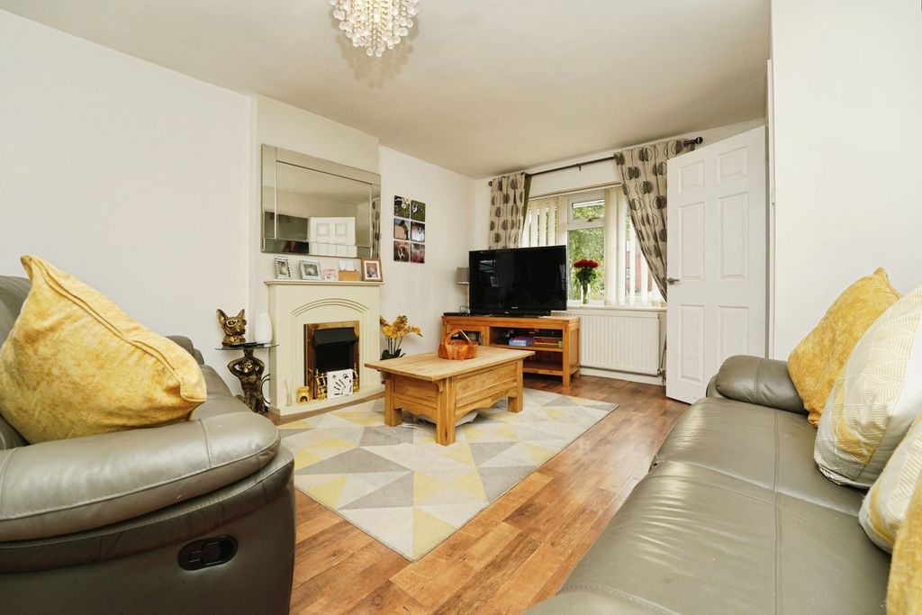 Property photo 2 of 12 Pbox-Img.Jpg